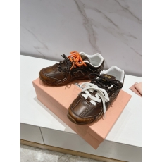 Miu Miu Casual Shoes